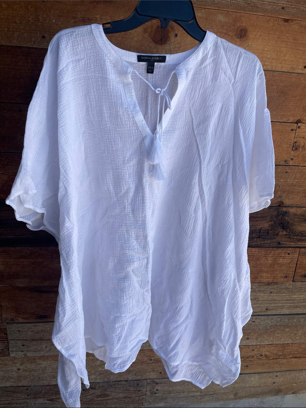 NWOT! Banana Republic White Cotton Top